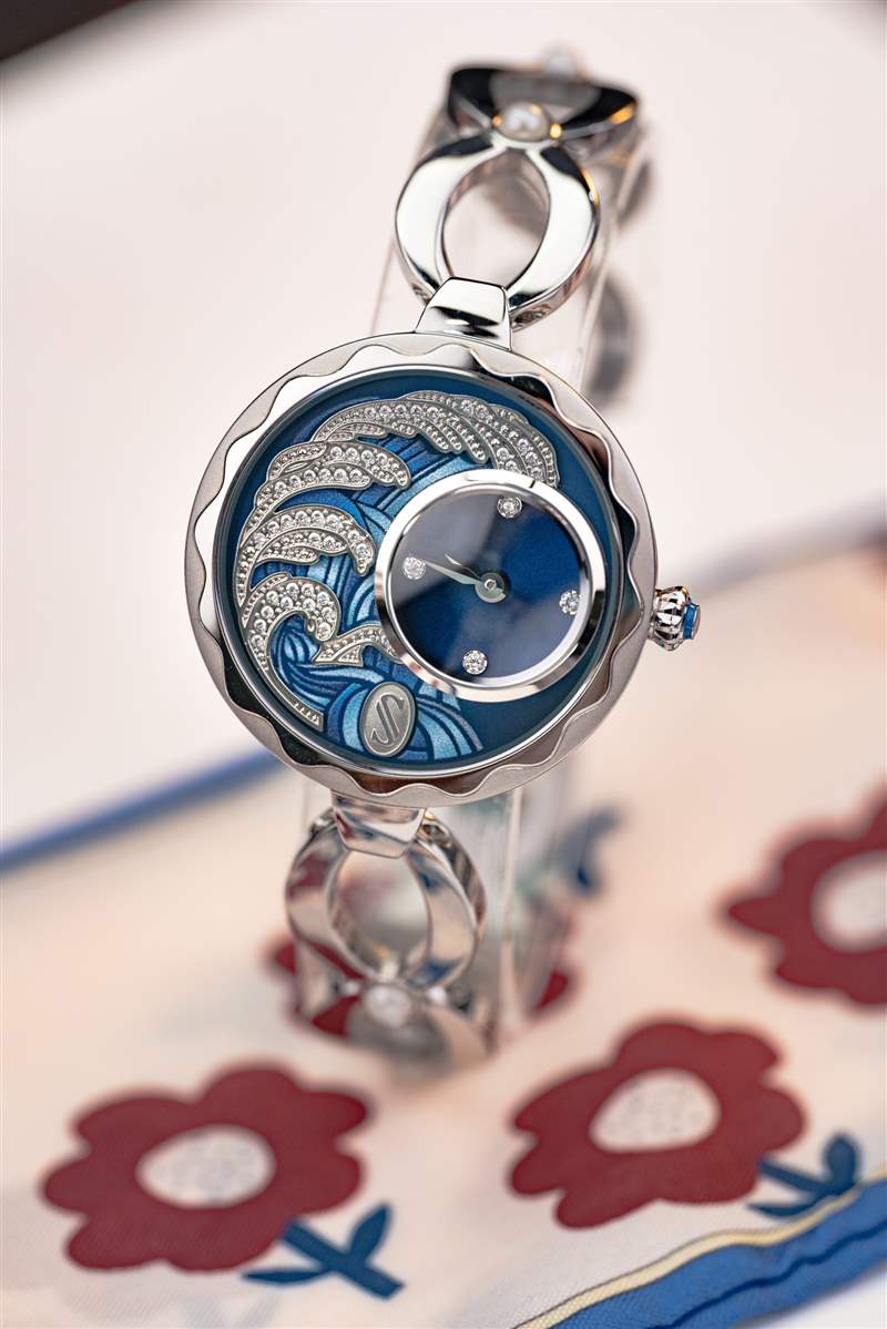 腕表和手鐲哪一個(gè)更適合你-復(fù)刻表