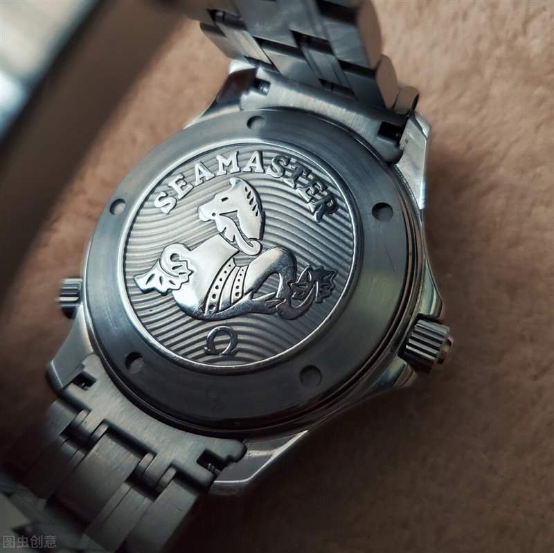歐米茄的海馬300腕表在什么水平?為什么適合新手選擇-復刻表
