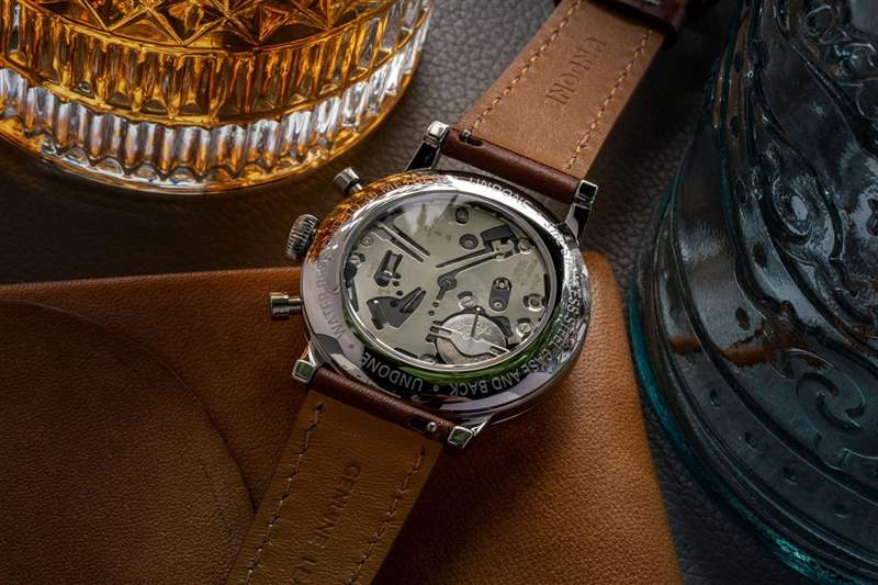 用新款復古鮭魚腕表徹底擺脫復古懷舊情懷-復刻表