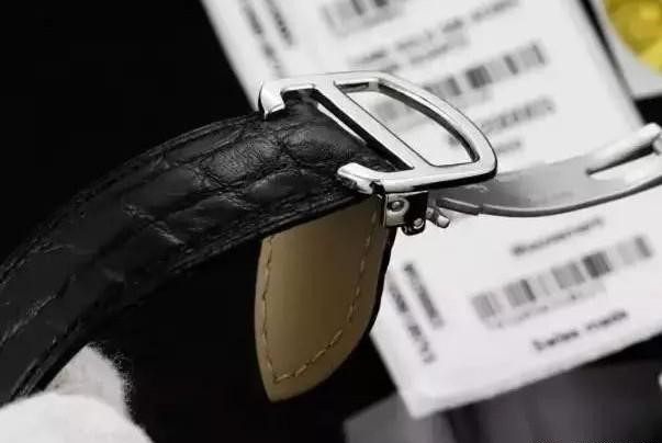 卡地亞手表的表扣該怎么安裝呢-復刻表