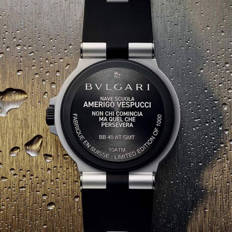 百年靈2022 Aluminium GMT Amerigo Vespucci充滿冒險活力的三色設計-復刻表
