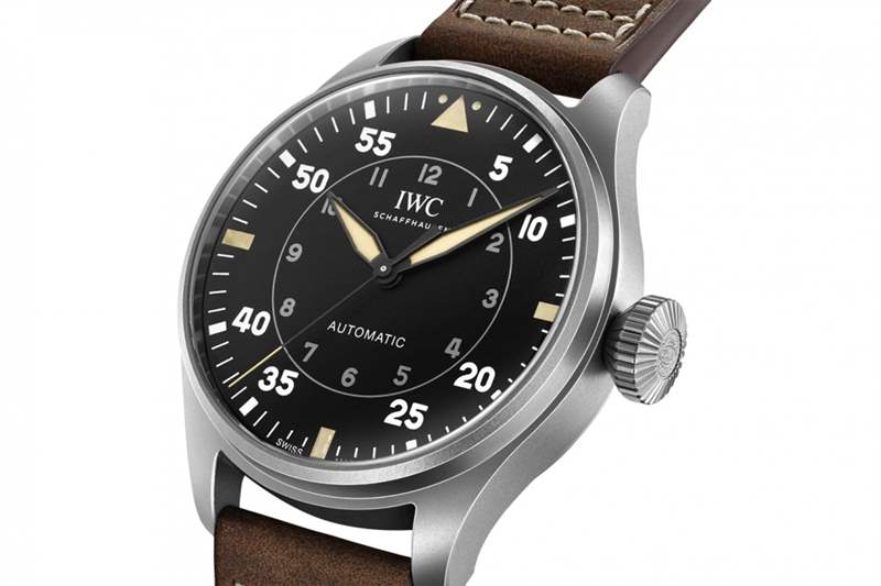 IWC萬國最新Big Pilot's Watch 43 Spitfire注入懷舊味及軍表設計-復刻表