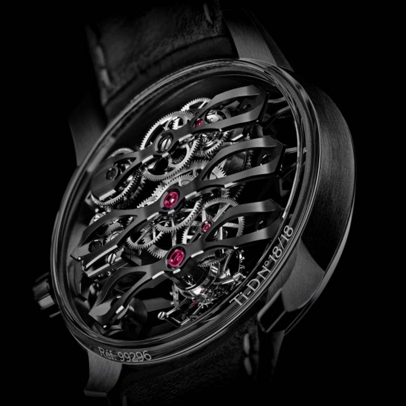 Girard-Perregaux芝柏表聯(lián)乘Aston Martin｜一身黑魂的Tourbillon with Three Flying Bridges - Aston Martin Edition-復(fù)刻表