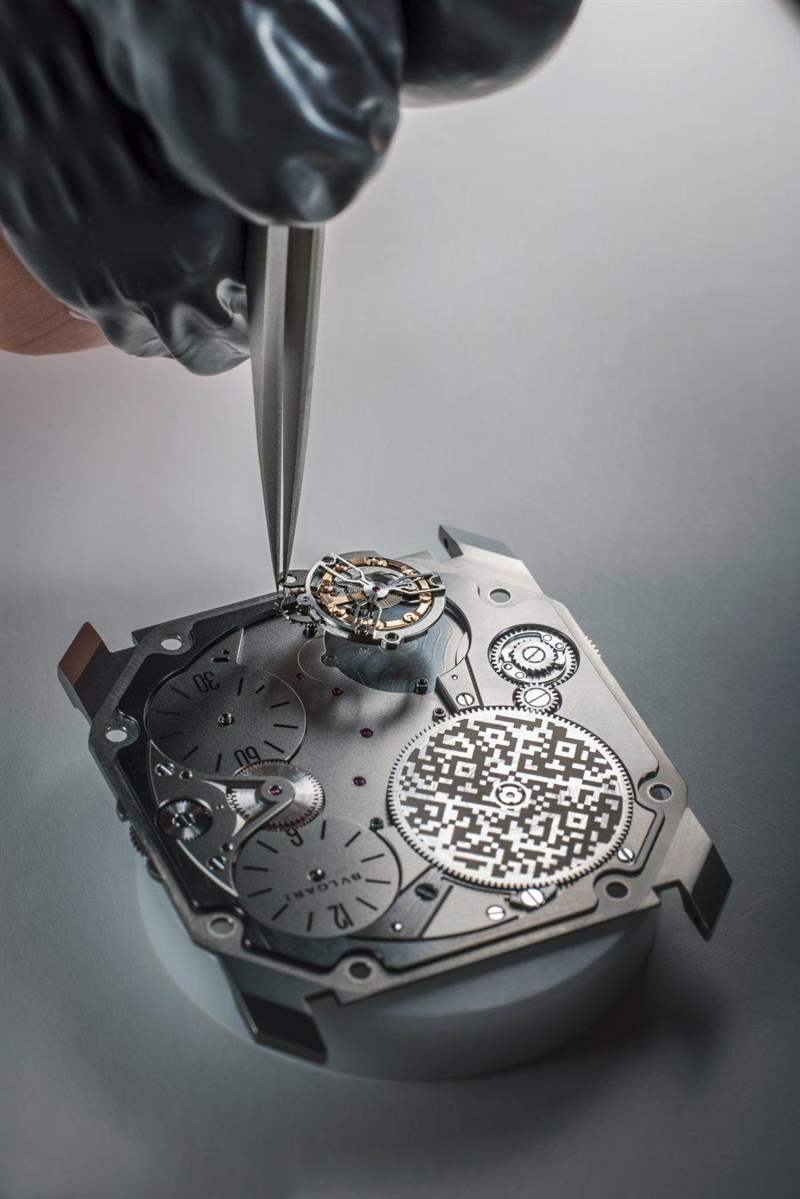 一薄鎮八方！寶格麗Octo Finissimo的超薄密碼-復刻表