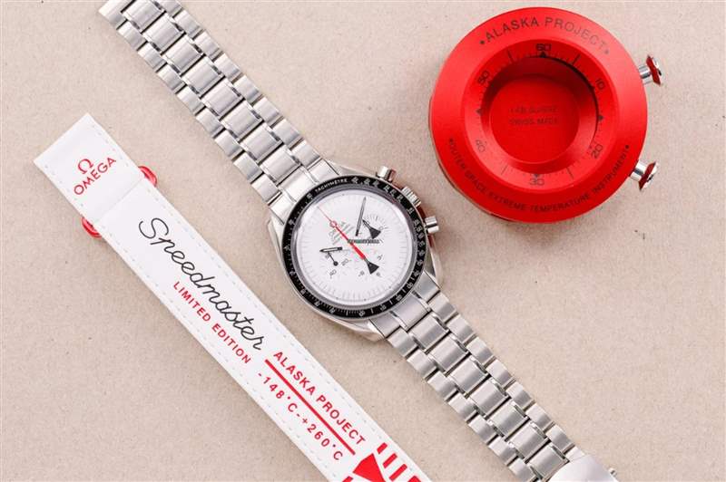 OMEGA 3款絕版超霸手表今年行情高漲其中1只升67%身價翻超過3倍-復(fù)刻表