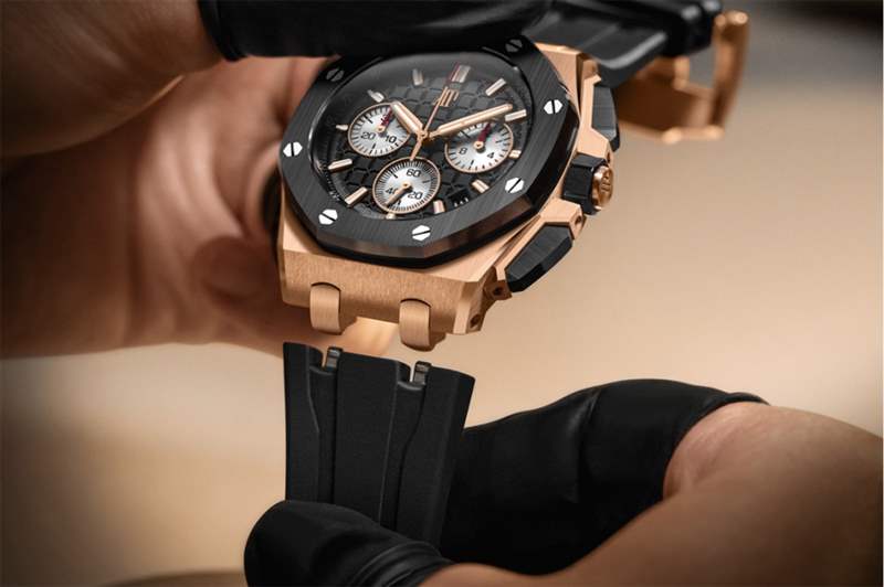 AP愛彼Royal Oak Offshore 全新設(shè)計(jì)帶來更貼近潮流與生活的體驗(yàn)-復(fù)刻表
