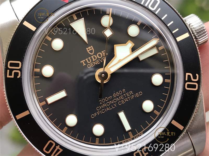 ZF廠帝舵碧灣M79030N腕表頂級復刻版本對比正品怎么樣-復刻表