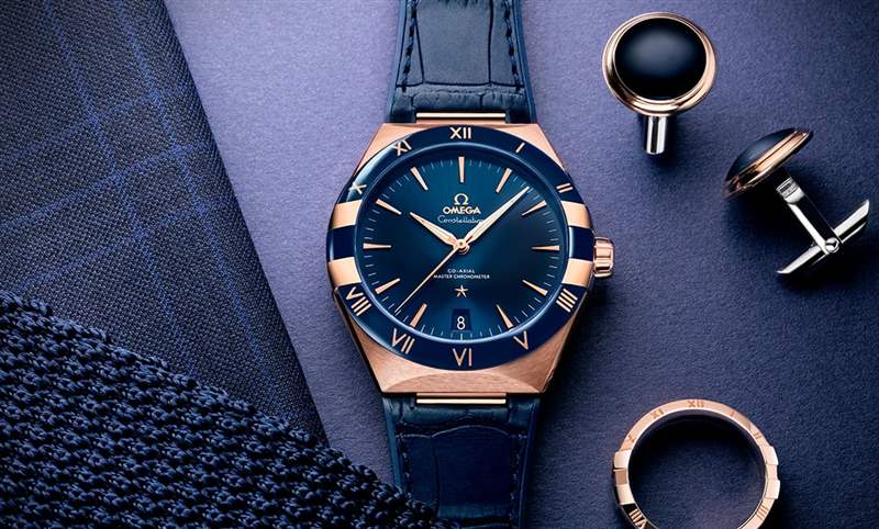 表徑再放大、拋光陶瓷表圈，OMEGA星座系列男表脫胎換骨更有型-復(fù)刻表