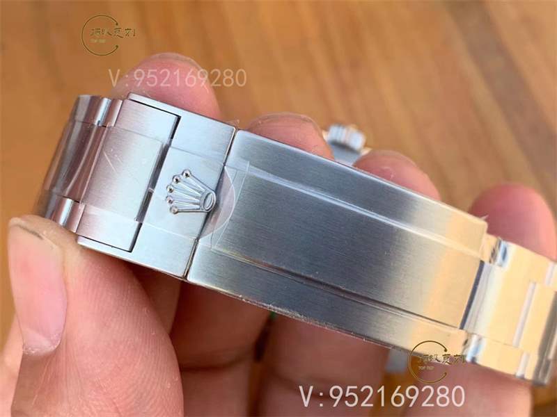 AR廠勞力士v3版綠水鬼復(fù)刻做工怎么樣,對比正品一眼假嗎-復(fù)刻表