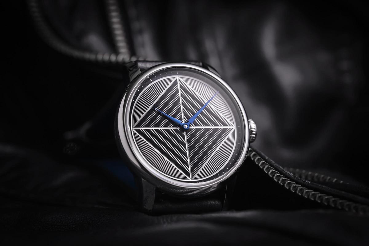 Louis Erard挑戰最親民的機刻雕花工藝？-復刻表