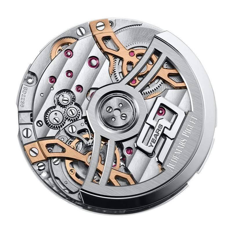 經(jīng)典不變之下的工藝升華！AP愛彼皇家橡樹全新型號Ref.16202-復刻表