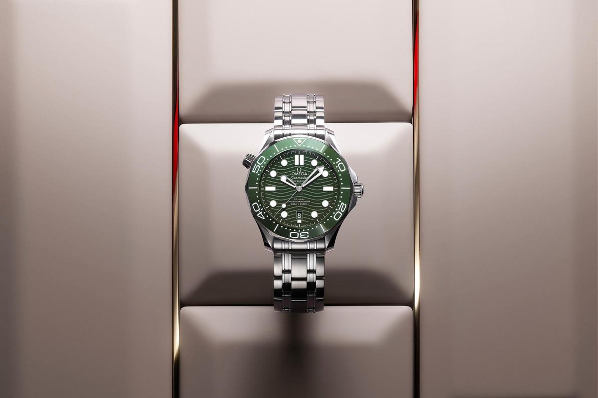 高彩度、強性能的一年！OMEGA 2022新表速寫-復刻表