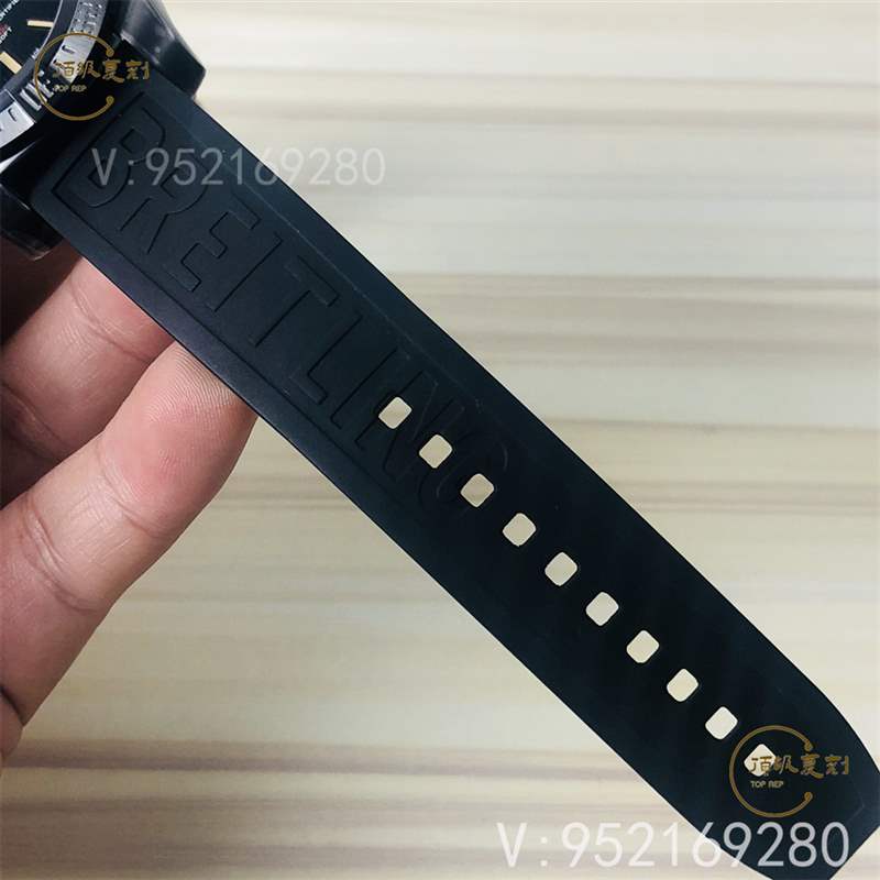 GF廠黑鳥偵察機-GF廠復刻百年靈黑鳥偵察機v4升級版怎么樣-復刻表