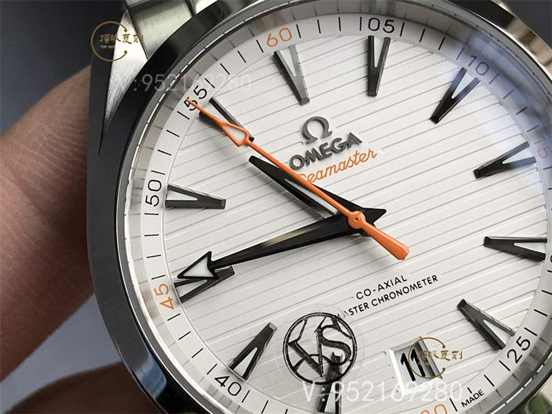 VS廠歐米茄海馬150柚木盤復刻表8900機芯的六大優(yōu)點-復刻表