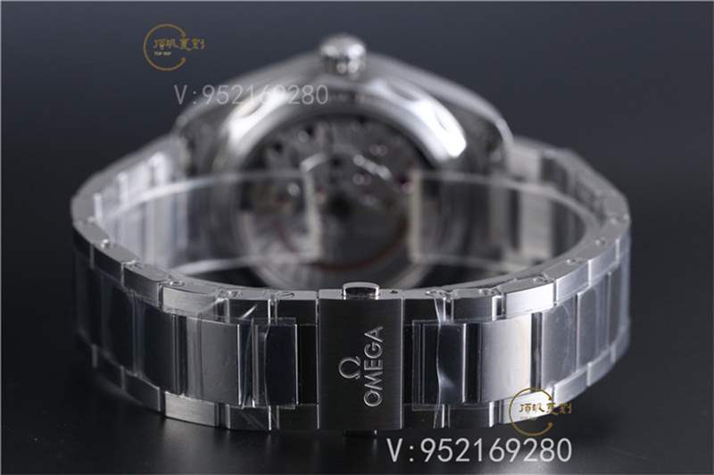 VS廠歐米茄海馬150柚木盤復刻表8900機芯的六大優(yōu)點-復刻表