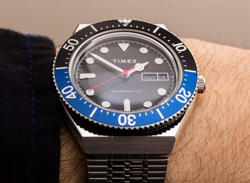 Timex M79 自動手表動手：復古外觀，預算價格-復刻表