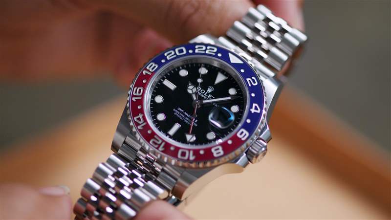 規格表勞力士 GMT-Master II 126710BLRO“百事可樂”——就是這樣，這就是標題-復刻表