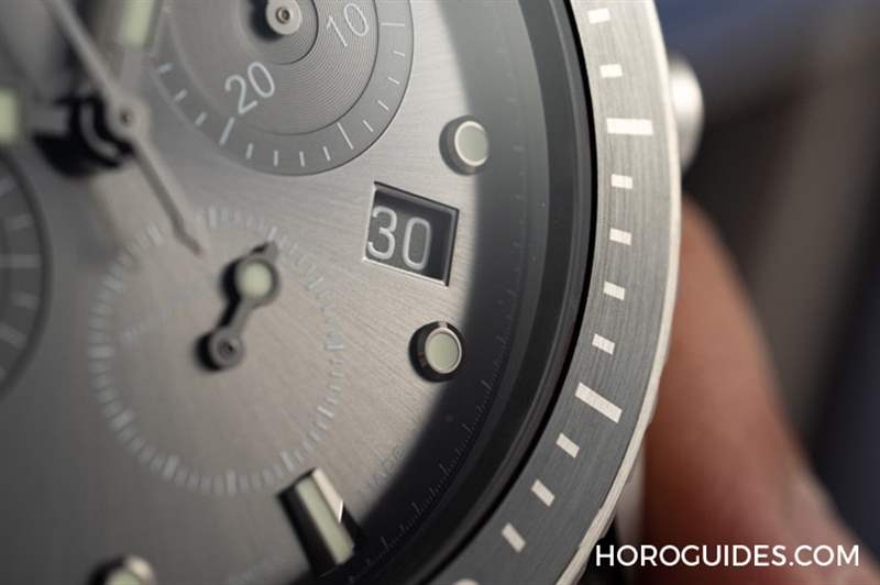 18K紅金藍面、23級鈦灰面，Blancpain五十噚深潛器飛返計時碼表兩款延伸新作-復刻表