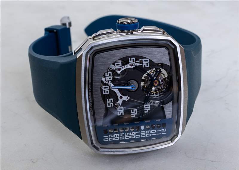 動手實踐：Hautlence Linear 系列 1 陀飛輪腕表-復刻表