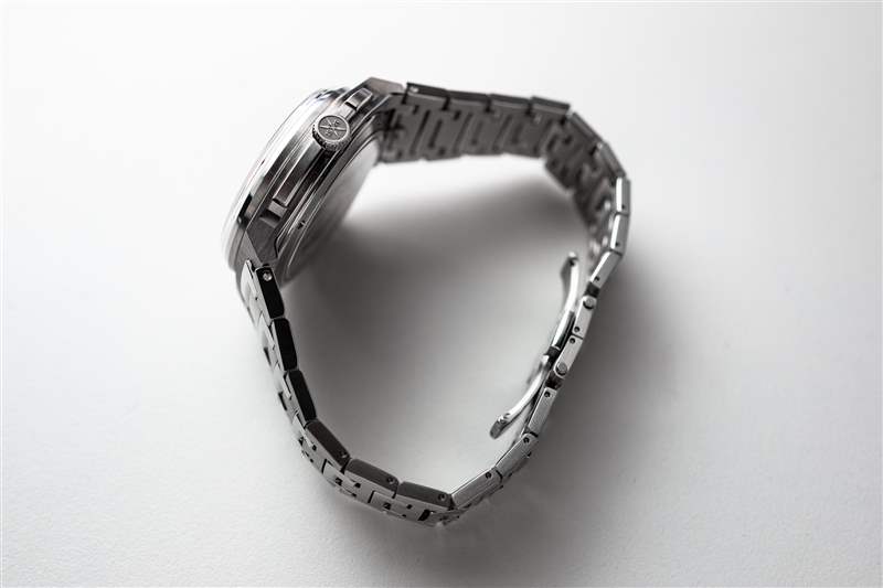 Hands-On?Czapek以全新的Antarctique Rattrapante Ice Blue打破差異-復刻表