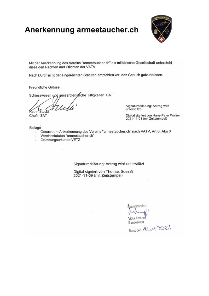 親身體驗(yàn)神秘的復(fù)古Doxa Army以現(xiàn)代陶瓷手表的形式重新出現(xiàn)-復(fù)刻表