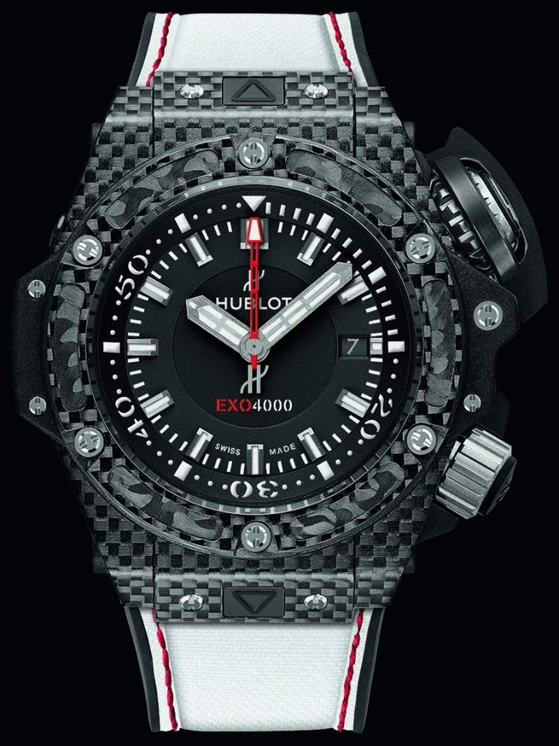 宇舶贊助Exosuit潛水服可穿戴潛水艇-復(fù)刻表