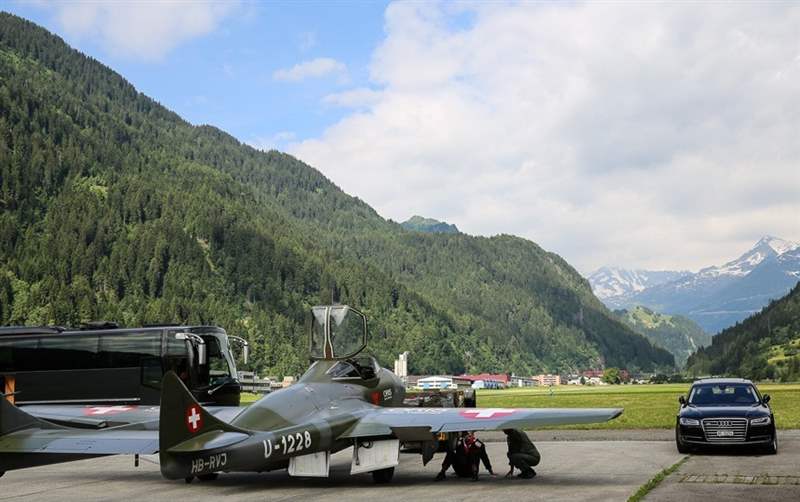 豪利時(shí)大表冠ProPilot高度計(jì)腕表實(shí)戰(zhàn)飛行首秀-復(fù)刻表