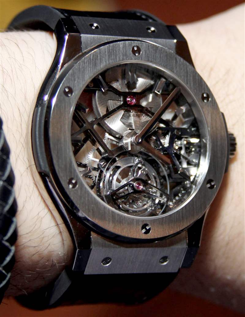 宇舶(Hublot)經典融合鏤空陀飛輪45毫米手表動手實踐-復刻表