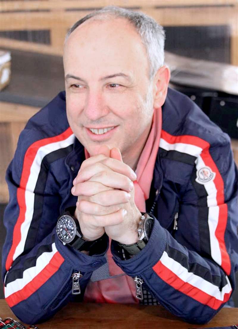 丹尼爾·德雷弗斯（Daniel Dreifuss）創(chuàng)辦的莫里斯·德·莫里亞克（Maurice de Mauriac）鐘表公司-復刻表