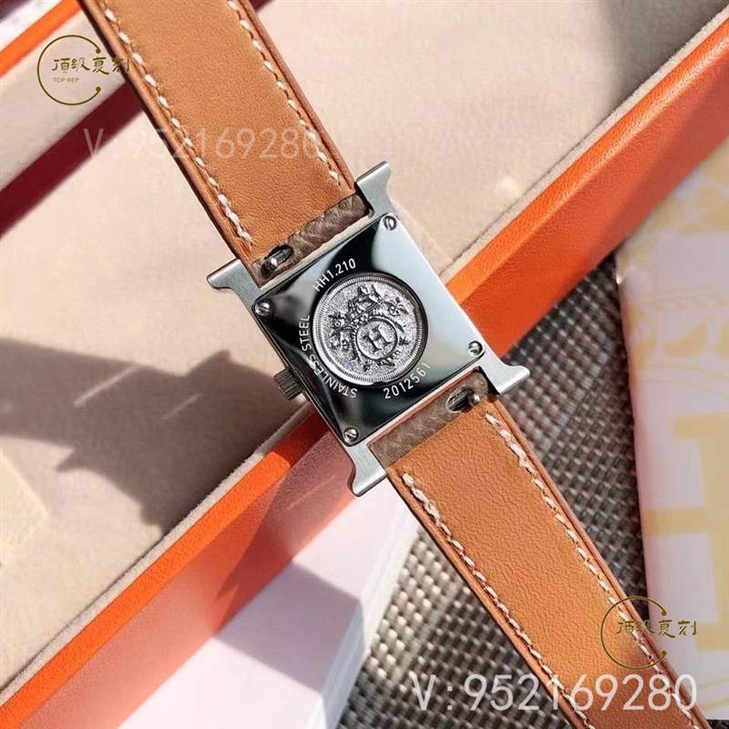 原單表-原單愛(ài)馬仕HEURE H系列做工怎么樣,去專(zhuān)柜一眼假嗎-復(fù)刻表