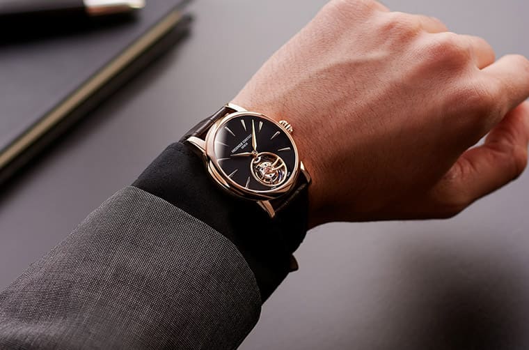 康斯登打造限量玫瑰金陀飛輪紀念創立35周年-復刻表