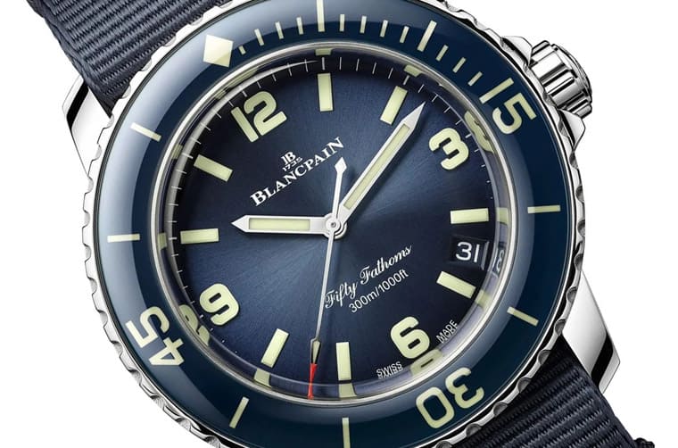 寶珀五十噚70周年紀(jì)念表換上藍(lán)色調(diào)展現(xiàn)僅此一只的獨(dú)特性-復(fù)刻表