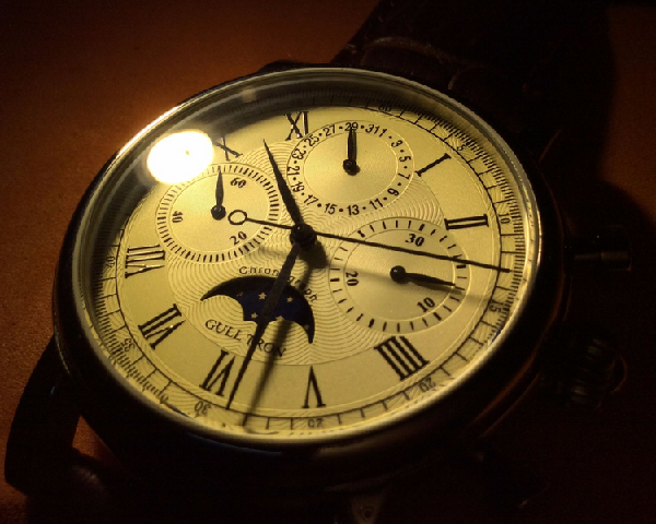 月相手表是哪個(gè)品牌最開始做的