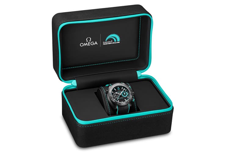 歐米茄以海馬Planet Ocean計時碼表為基礎創作最新阿聯酋航空紐西蘭ETNZ船隊聯名表-復刻表