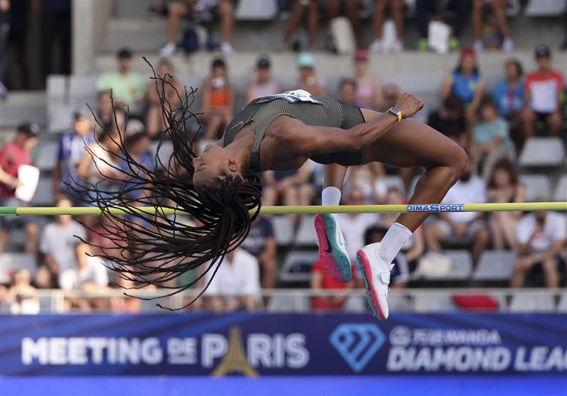 RICHARD MILLE女性摯友眼中的RM 07-04腕表:運(yùn)動(dòng)員之選-復(fù)刻表