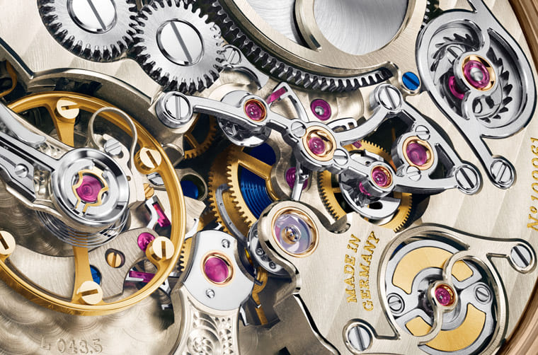 朗格Zeitwerk十進制三問表改采品牌獨家蜂蜜金材質(zhì)亮相-復(fù)刻表