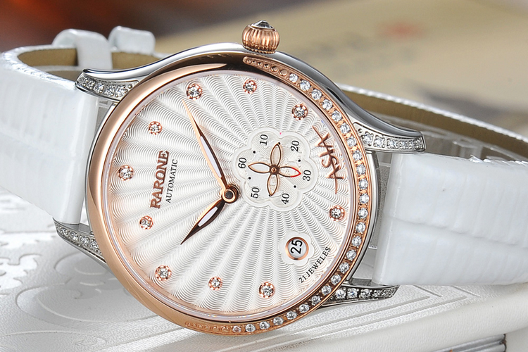 雷諾手表和天梭哪個好(天梭和雷諾哪個檔次高)-復刻表