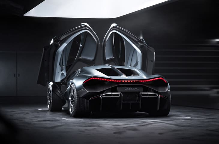 布加迪創新命名新作「陀飛輪」:BUGATTI Tourbillon超跑儀表設計別具一格-復刻表